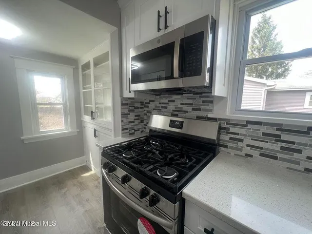 $279,999 | 1732 Avenue H, Schenectady, NY 12304