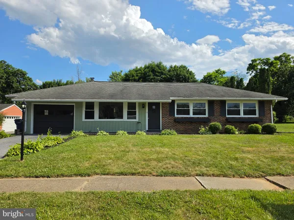$285,000 | 13 Messick Drive, Middletown, PA 17057