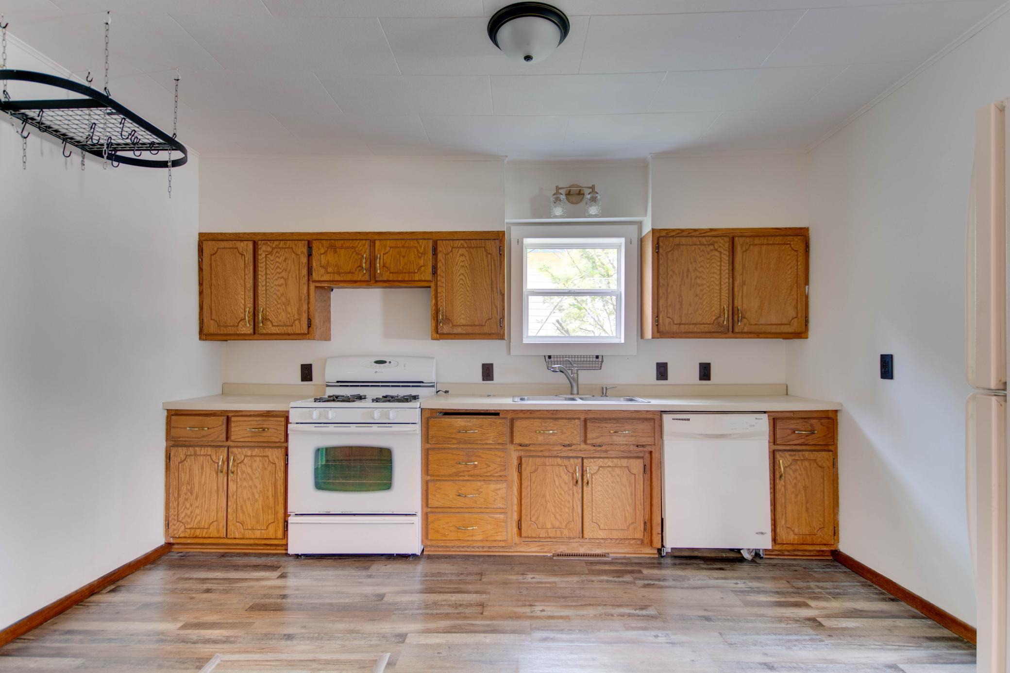 814 3rd Street Southeast Bemidji, MN 56601 - Photo 2 of 25