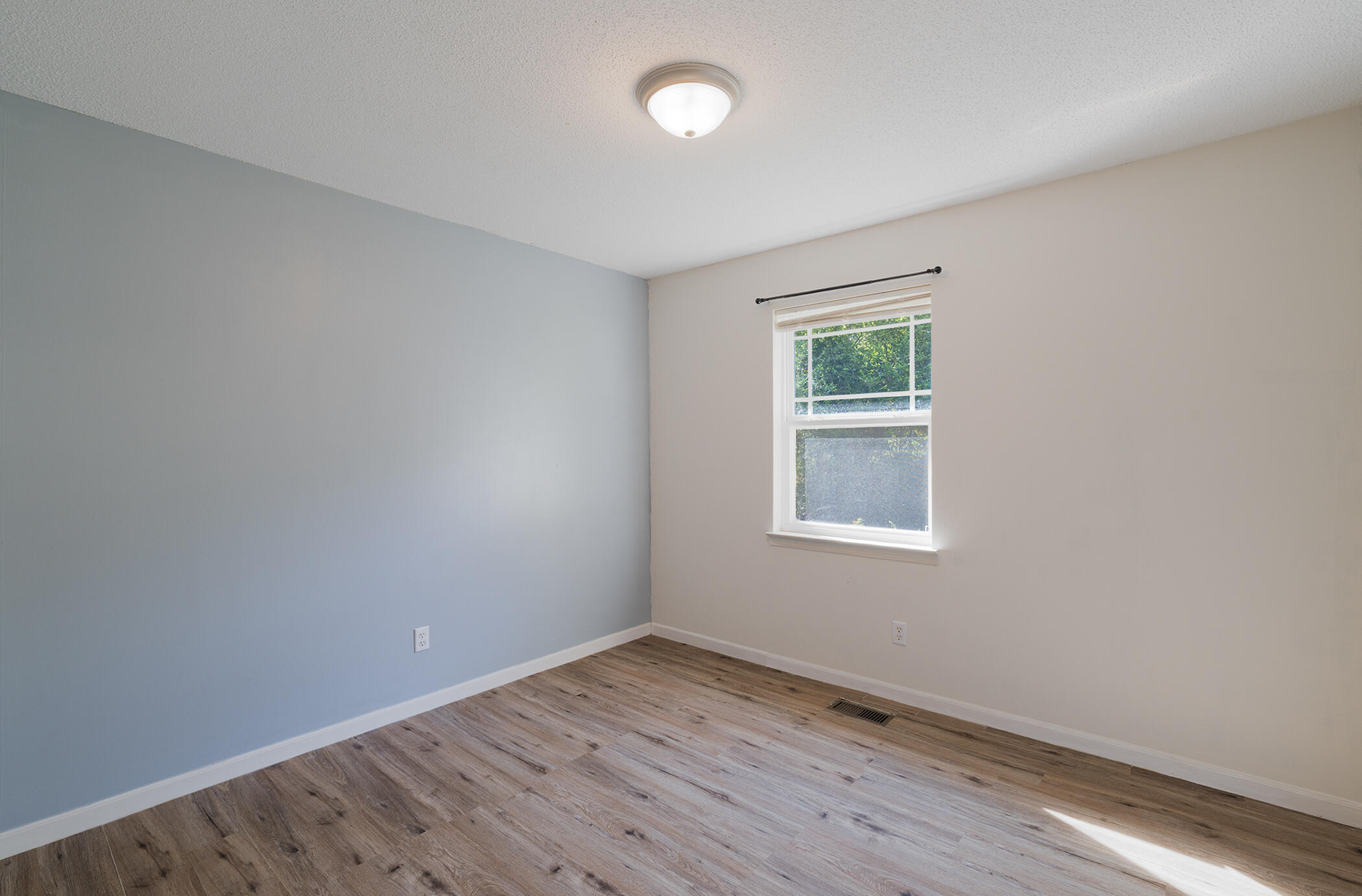 7115 Elmbrook Lane Harrison, TN 37341 - Photo 14 of 31 BEDROOM