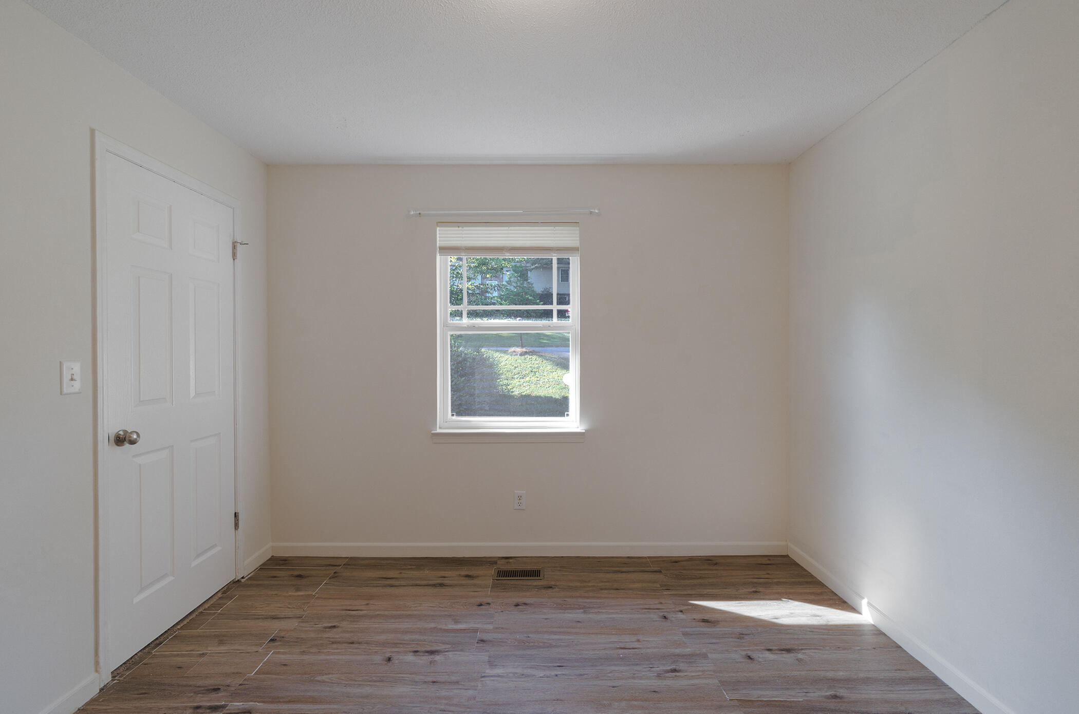 7115 Elmbrook Lane Harrison, TN 37341 - Photo 18 of 31 BEDROOM