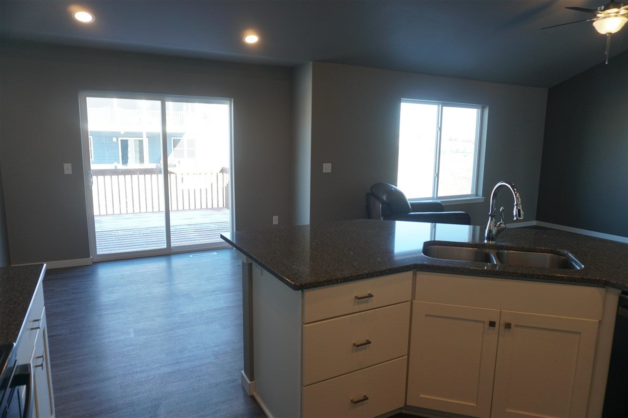 103 Cherry Lane Riverside, IA 52327 - Photo 9 of 20 Gallery Image 9