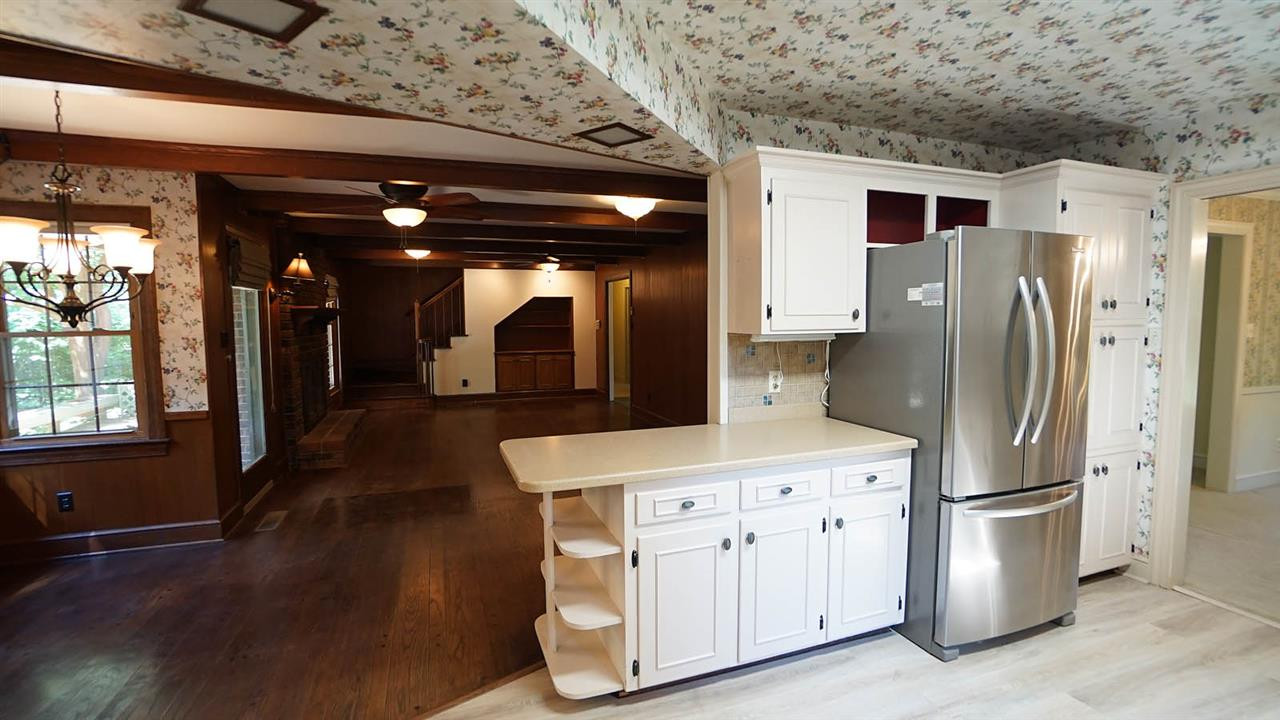 1421 Lynn Road Raleigh, NC 27612 - Photo 10 of 30 Kitchen