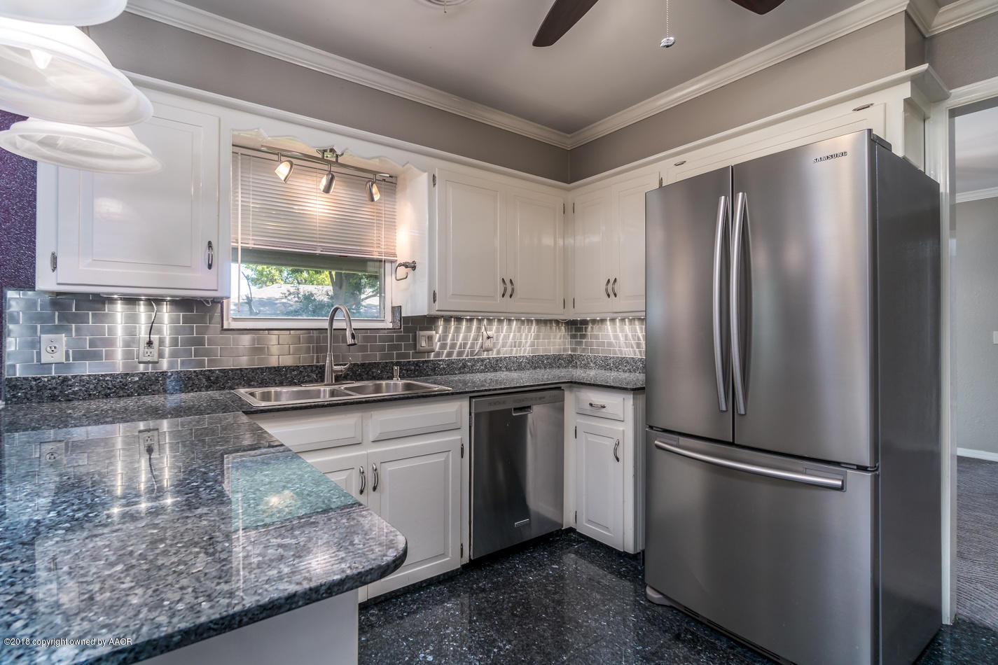 6104 Elmhurst Road Amarillo, TX 79106 - Photo 8 of 21 Kitchen View 3
