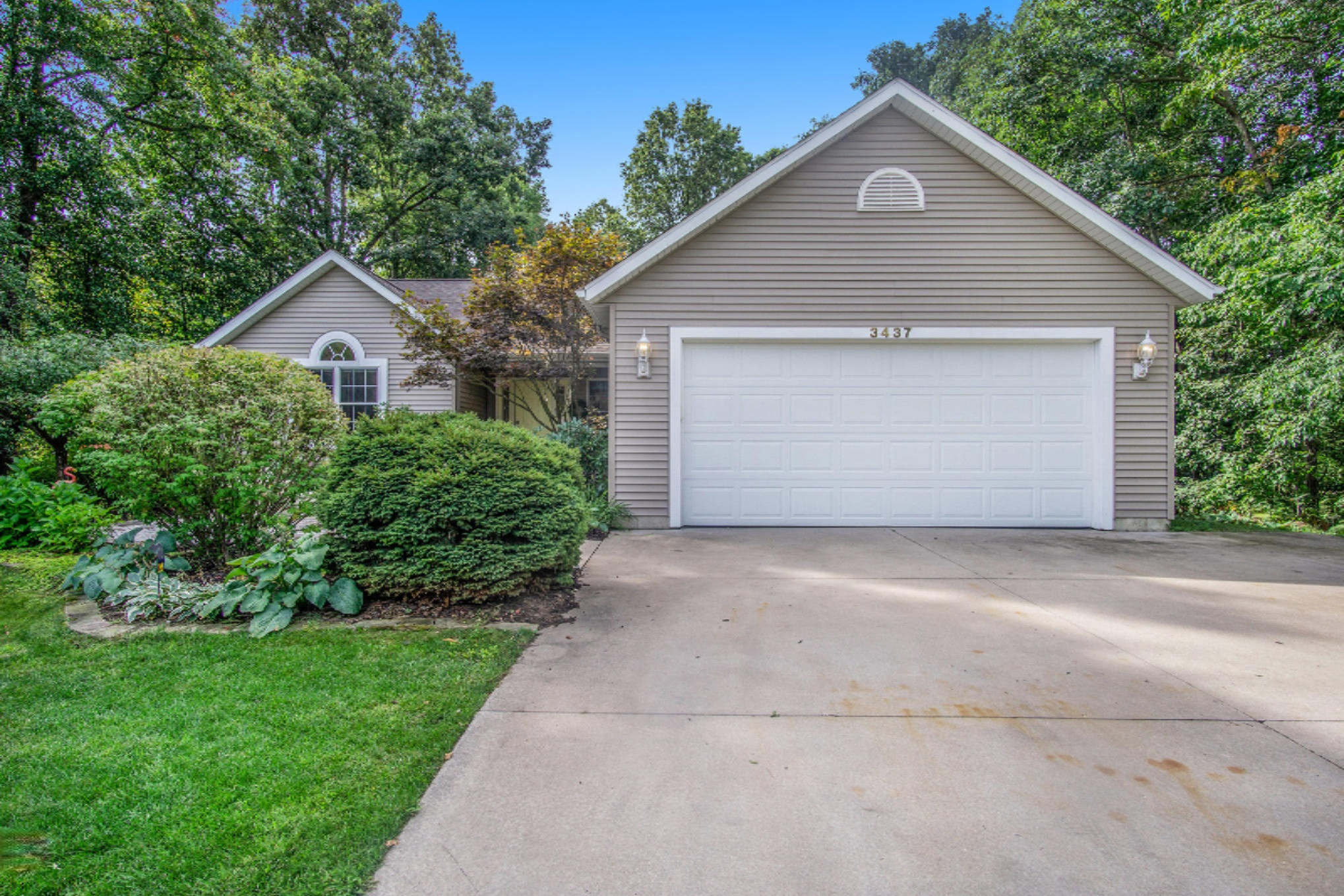 3437 Rambling Brook Road Muskegon, MI 49444 - Photo 2 of 33 DSC03617