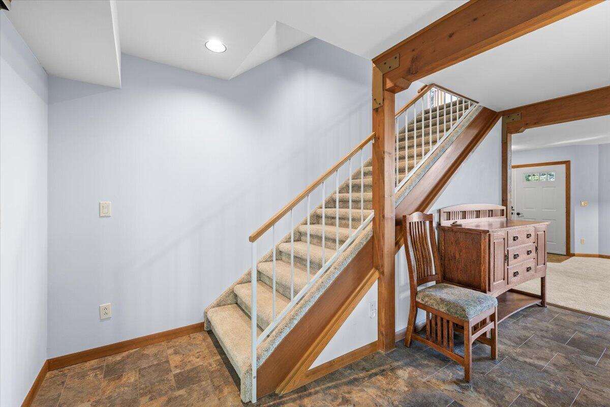 2267 Old Military Road Central Point, OR 97502 - Photo 27 of 39
