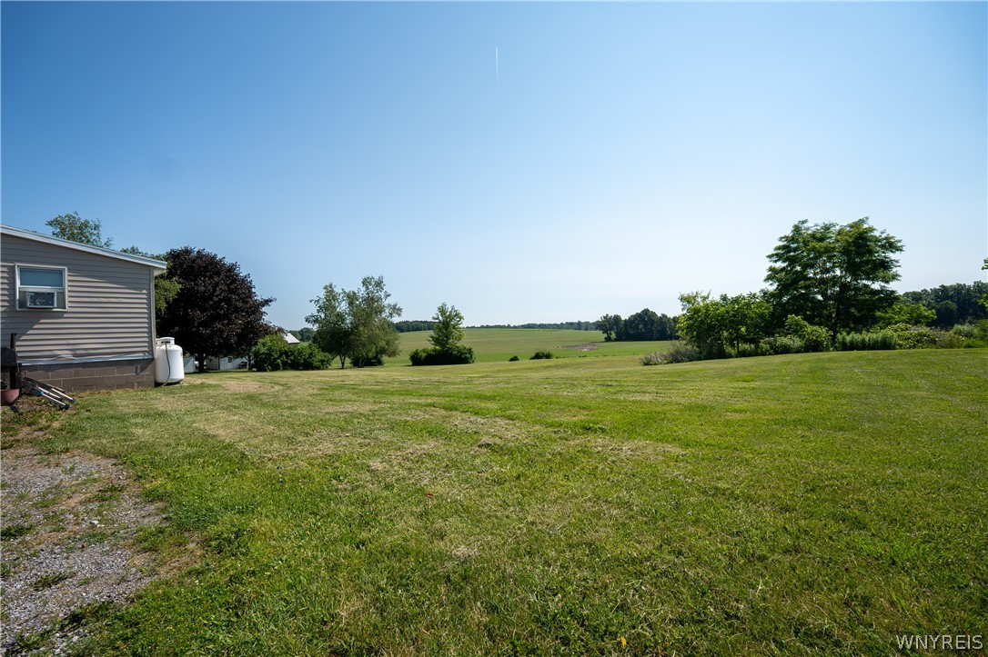 9571 Bernd Road Le Roy, NY 14525 - Photo 4 of 50