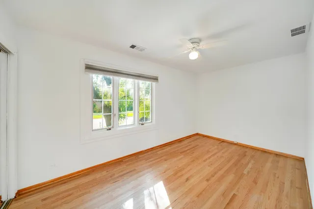 $499,900 | 1019 Rockland Road, Lake Bluff, IL 60044