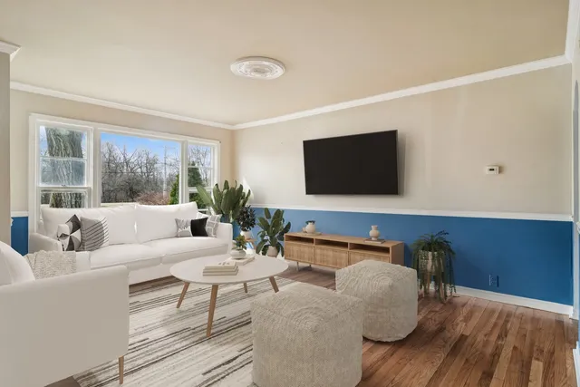 $499,900 | 1019 Rockland Road, Lake Bluff, IL 60044