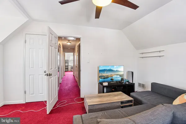 $450,000 | 306 A Montfield Lane, Glen Burnie, MD 21061