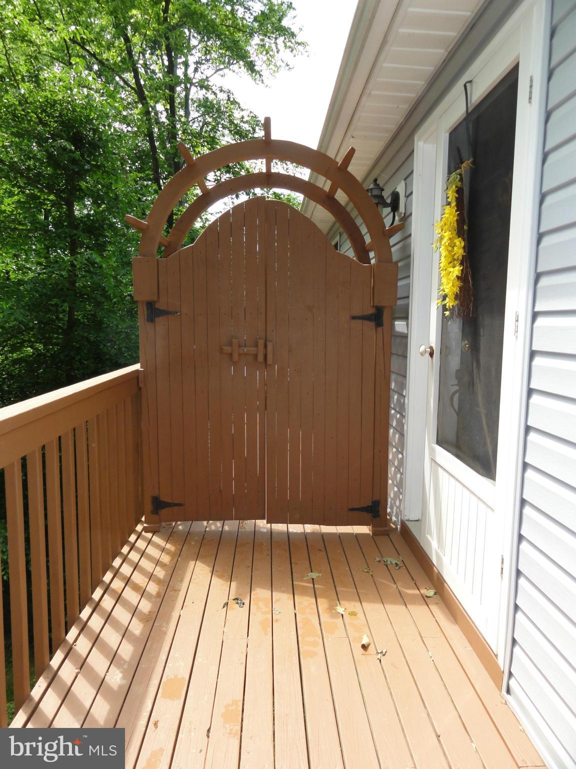 26 Codjus Drive Rising Sun, MD 21911 - Photo 22 of 29 Side Deck