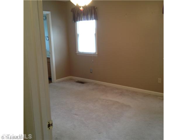 620 Arnold Road Lexington, NC 27295 - Photo 6 of 11 Master Bedroom.