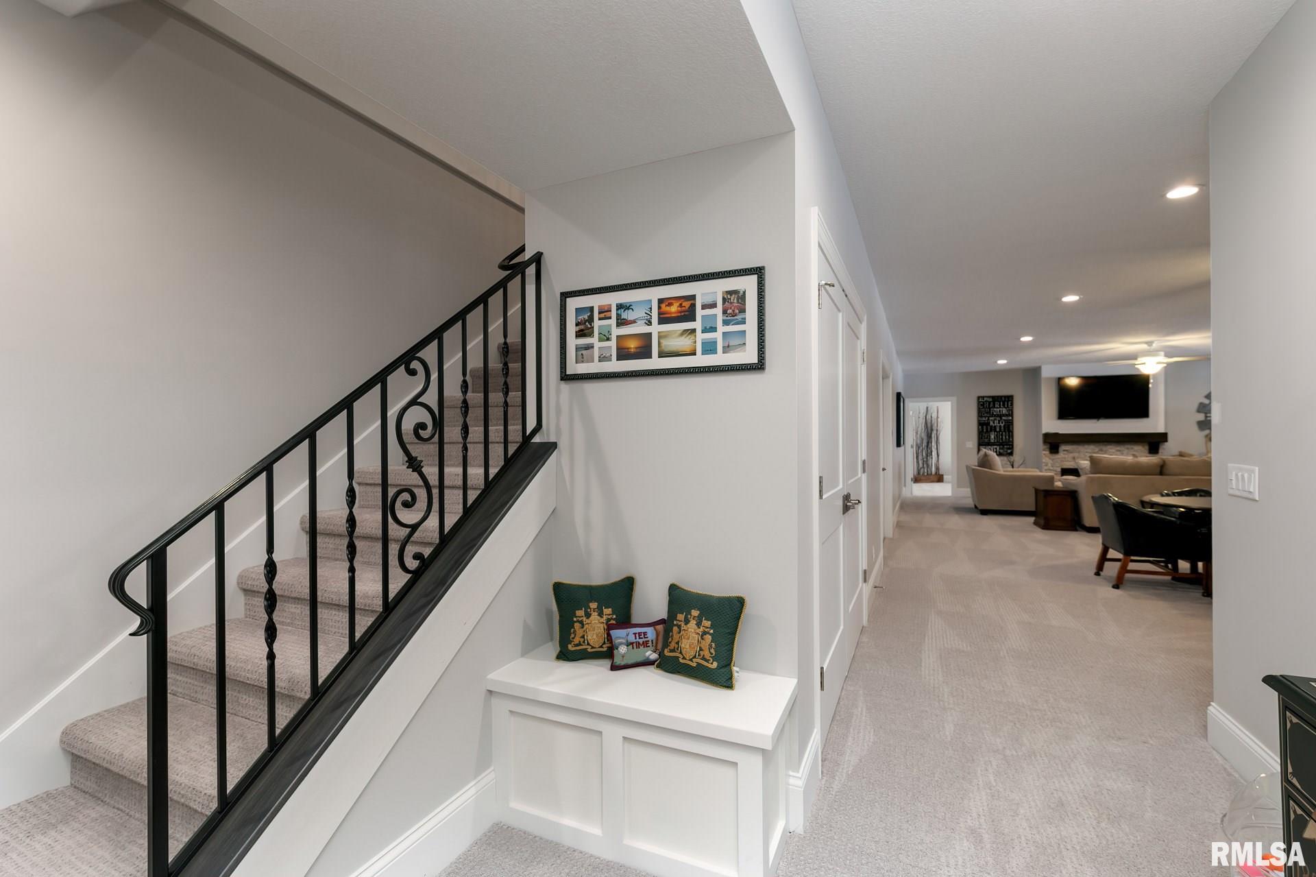 4017 Thomas Pointe Road Davenport, IA 52807 - Photo 24 of 37 Gallery Image 24