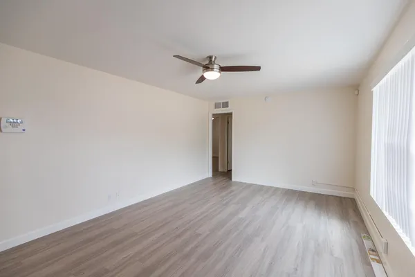 $1,995 | 8352 North 3rd Street, Phoenix, AZ 85020