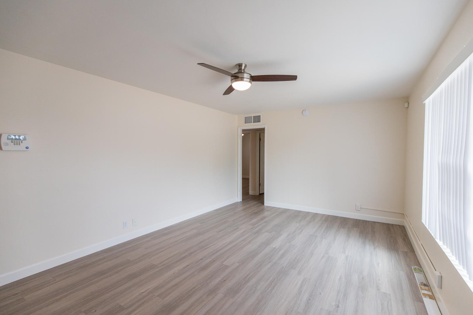 8352 North 3rd Street Phoenix, AZ 85020 - Photo 11 of 21 Photo #11