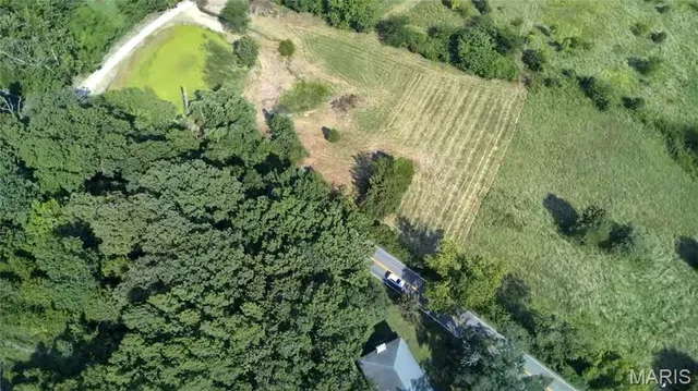 $326,430 | 2550 Old Sugar Creek Road, Fenton, MO 63026