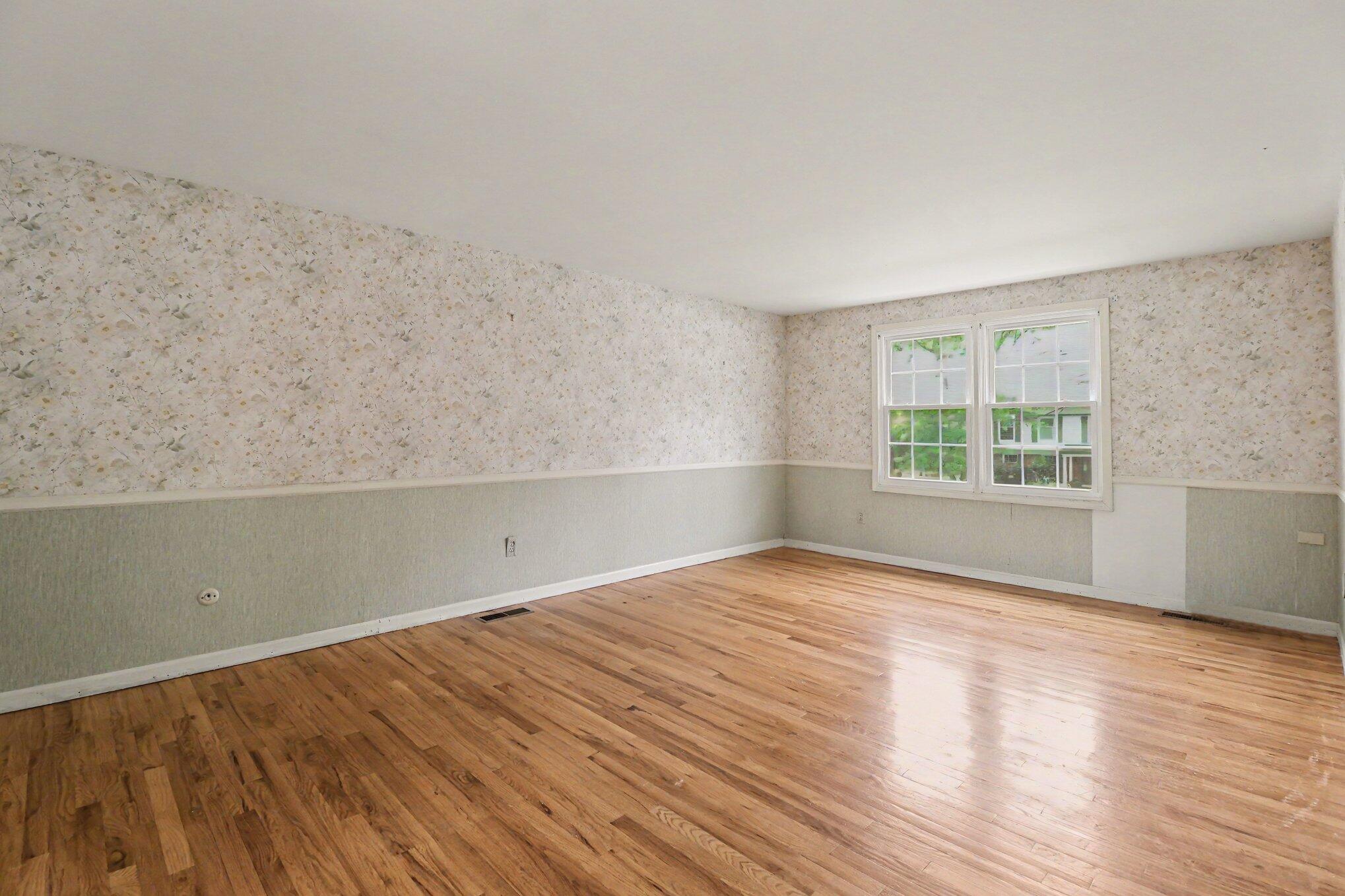 34214 Old Timber Road Farmington, MI 48331 - Photo 20 of 36 017_file_2371
