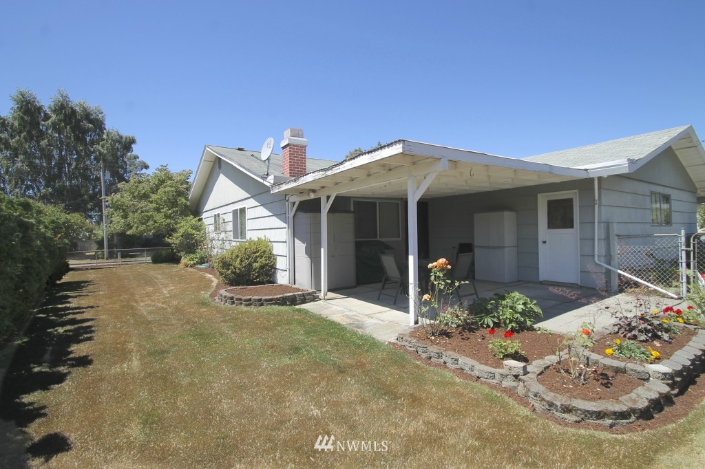 3701 Northeast 10th Court Renton, WA 98056 - Photo 14 of 14 Gallery Image 14