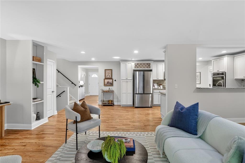 2424 Briarmoor Road Northeast Atlanta, GA 30345 - Photo 11 of 30