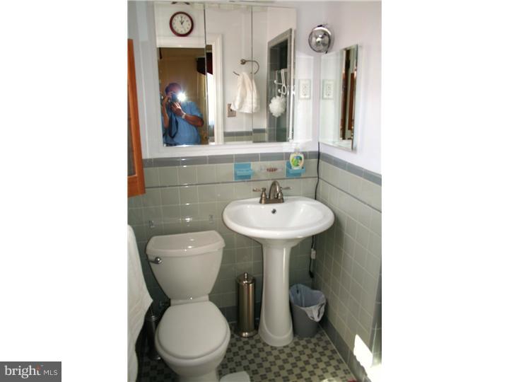 2835 Rhawn Street Philadelphia, PA 19152 - Photo 9 of 25 Bathroom