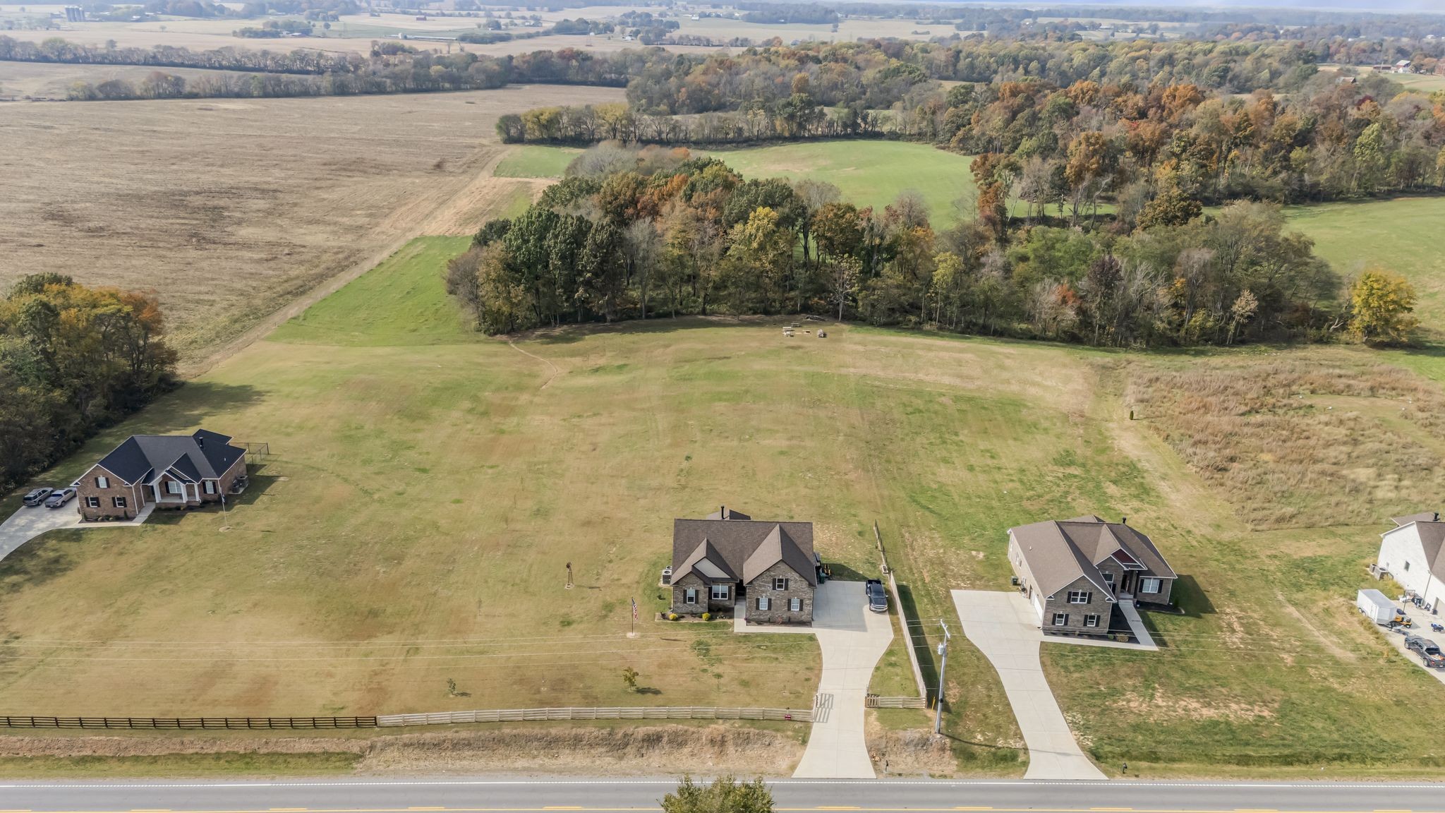 5390 Highway 431 Springfield, TN 37172 - Photo 1 of 36 Gallery Image 1