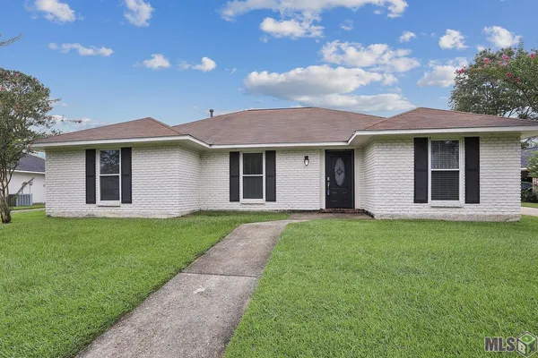 $349,999 | 13533 Willowridge Avenue, St. George, LA 70817