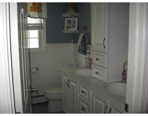 26 Barnstable Road Norfolk, MA 02056 - Photo 11 of 18 Gallery Image 11