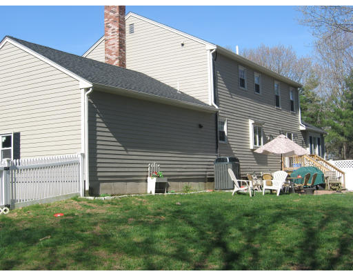26 Barnstable Road Norfolk, MA 02056 - Photo 12 of 18 Gallery Image 12