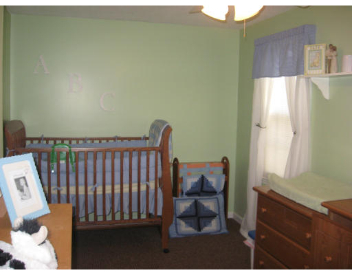 26 Barnstable Road Norfolk, MA 02056 - Photo 8 of 18 Gallery Image 8