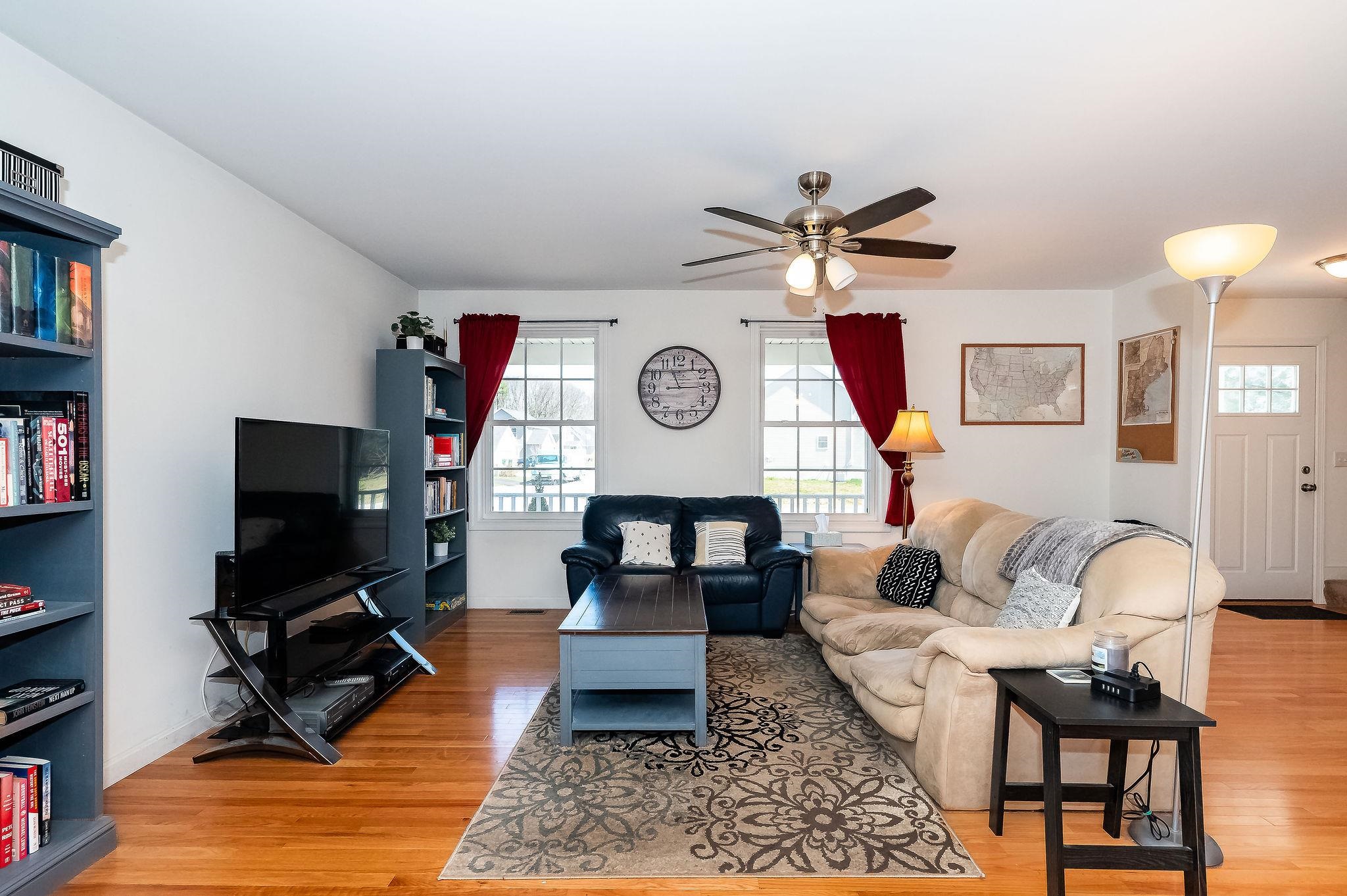 116 Miller's Farm Drive Rochester, NH 03868 - Photo 3 of 29 Gallery Image 3