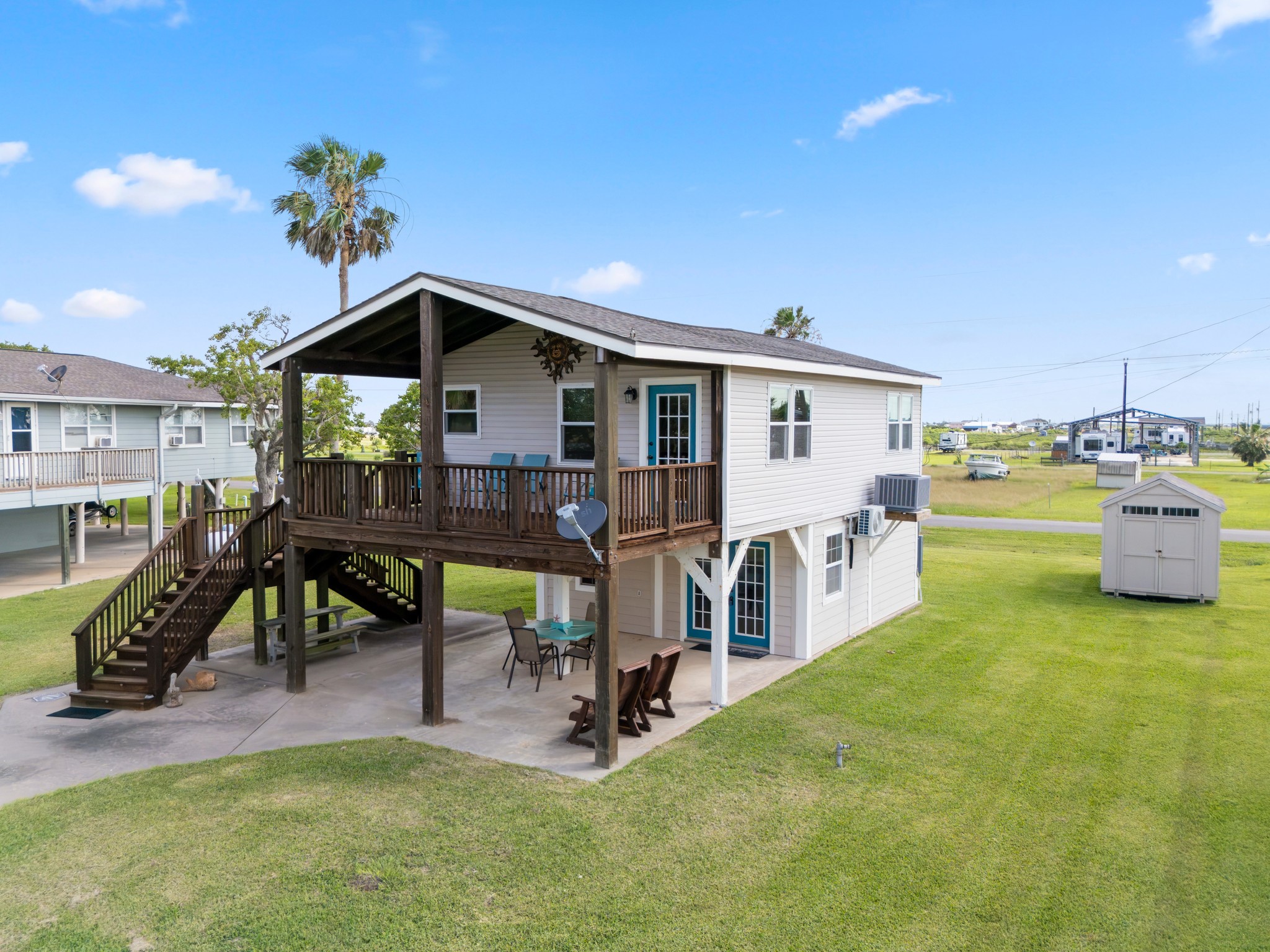 124 Seagull Road Sargent, TX 77414 - Photo 5 of 49