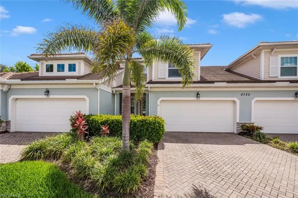$559,400 | 4720 Arboretum Circle, Unit 102, Naples, FL 34112