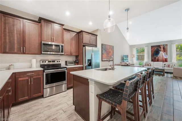 $599,900 | 4720 Arboretum Circle, Unit 102, Naples, FL 34112