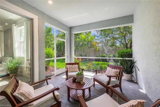 $599,900 | 4720 Arboretum Circle, Unit 102, Naples, FL 34112