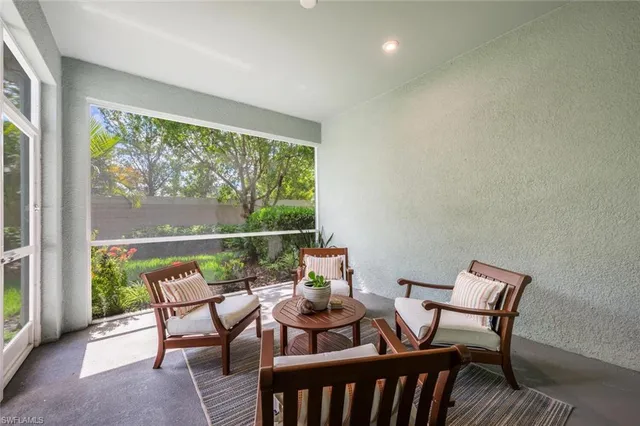 $599,900 | 4720 Arboretum Circle, Unit 102, Naples, FL 34112