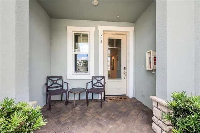 $599,900 | 4720 Arboretum Circle, Unit 102, Naples, FL 34112