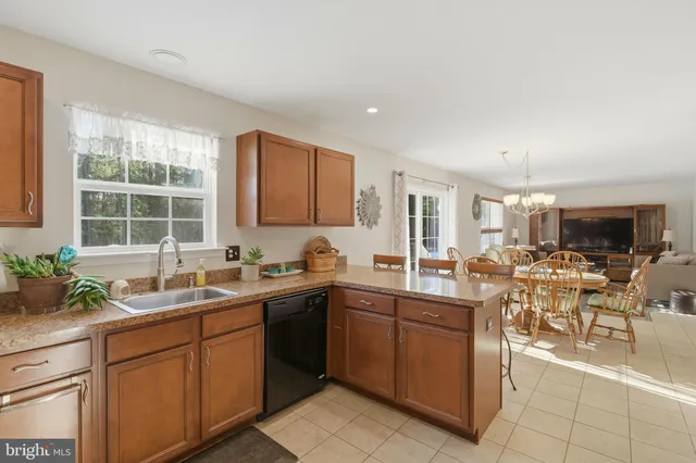 $689,000 | 169 Emerson Lane, Barnegat, NJ 08005