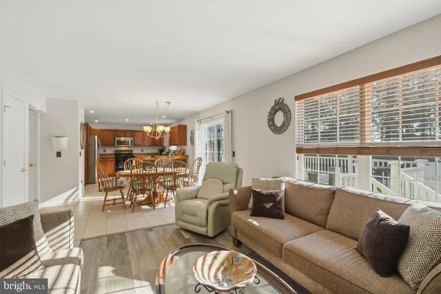 $689,000 | 169 Emerson Lane, Barnegat, NJ 08005