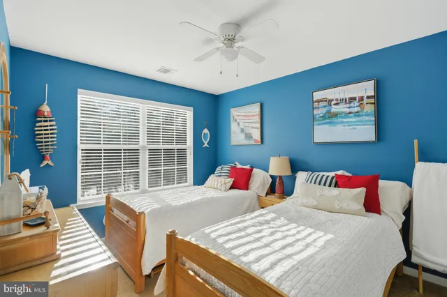 $689,000 | 169 Emerson Lane, Barnegat, NJ 08005