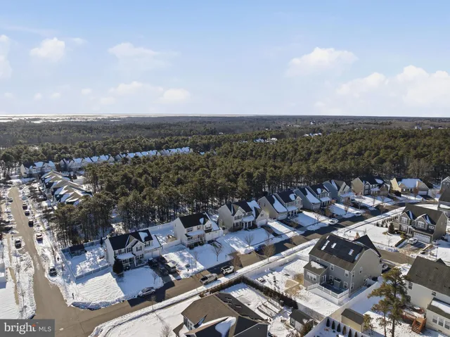 $689,000 | 169 Emerson Lane, Barnegat, NJ 08005