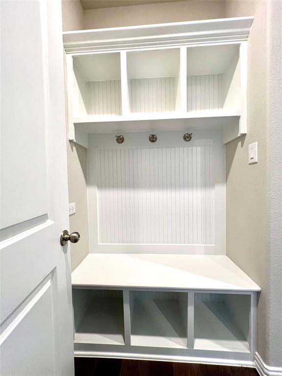 3305 Cross Shr Drive Anna, TX 75409 - Photo 24 of 31 View of mudroom