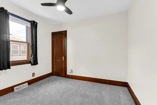 $225,000 | 1545 Ridge Road, Homewood, IL 60430