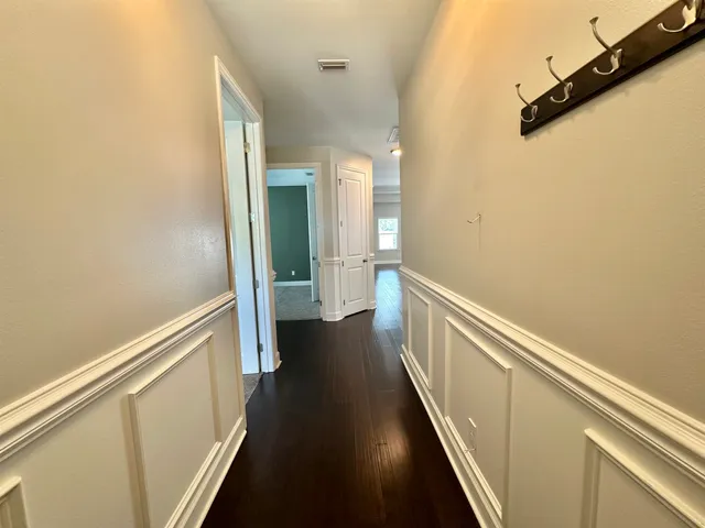 $2,400 | 5173 Lexington Road, Tallahassee, FL 32311