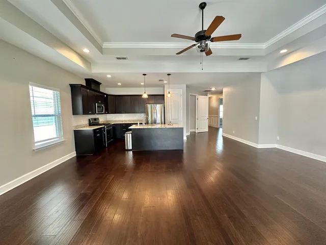 $2,400 | 5173 Lexington Road, Tallahassee, FL 32311