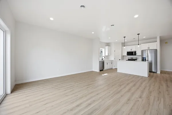 $349,550 | 6267 87th Avenue South, Horace, ND 58047