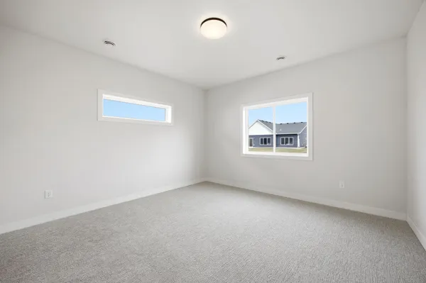 $349,550 | 6267 87th Avenue South, Horace, ND 58047