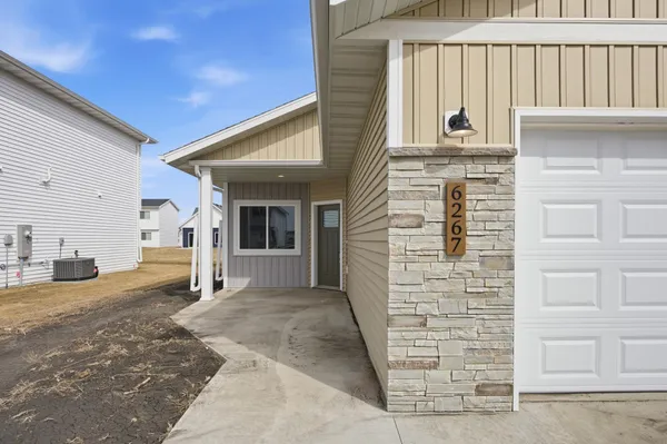 $349,550 | 6267 87th Avenue South, Horace, ND 58047