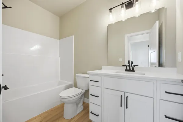 $349,550 | 6267 87th Avenue South, Horace, ND 58047