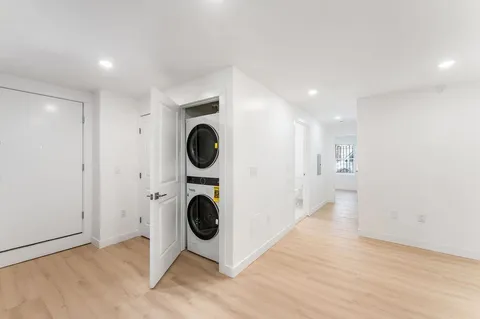 $3,046 | 306 Varick Street, Unit 1, Jersey City, NJ 07302