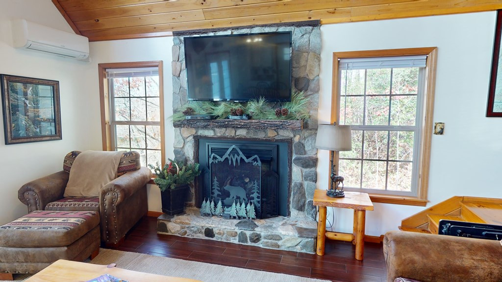 324 Azalea Ridge Topton, NC 28781 - Photo 10 of 42